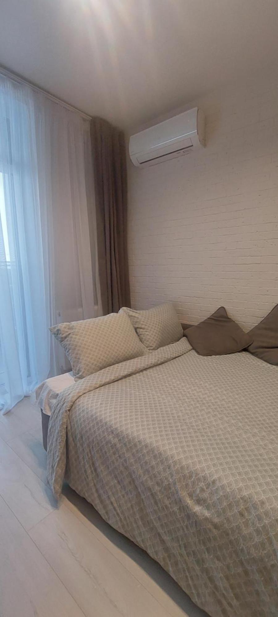 Сучасна, Стильна Студія Біля Вднг Kiev Habitación foto